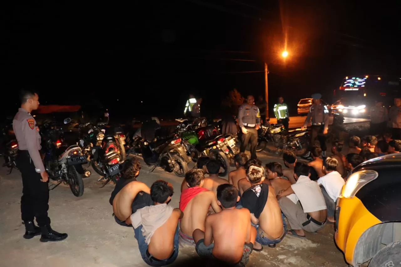 Mereka yang diamankan dari aksi balap liar oleh Polres Pringsewu, Lampung. (Humas Polres Pringsewu)