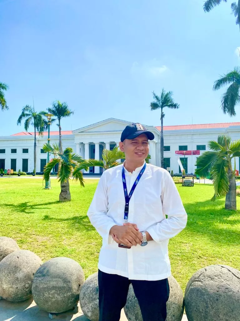 Muhammad Haidar Husein, Staf Ahli Pemandu Wisata UPK Kota Tua Jakarta. (dok. pribadi)