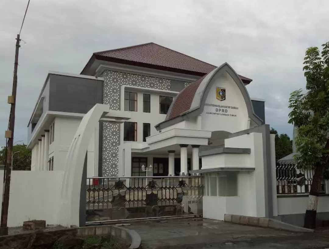 Gedung DPRD Kabupaten Lombok Timur. (Google Maps Reviewer / Guruh Aprianto)
