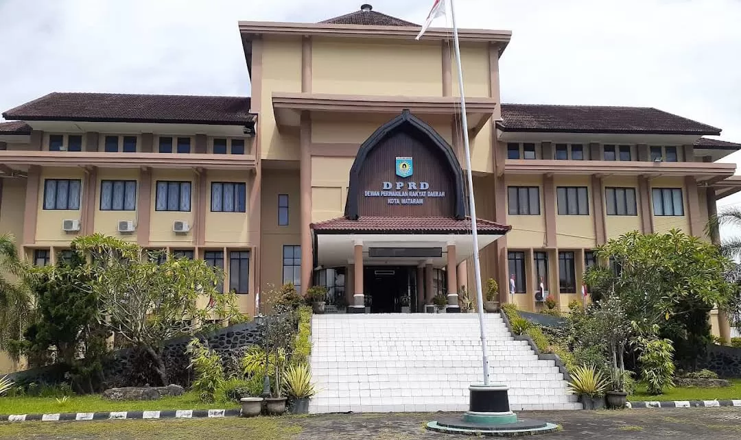 Gedung DPRD Kota Mataram, NTB. (Google Maps Reviewer / Luna Arsad)