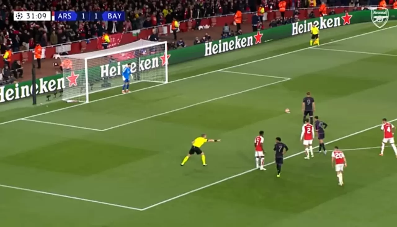 Harry Kane saat mendapat hadiah penalti ke gawang Arsenal. (YouTube / Arsenal)