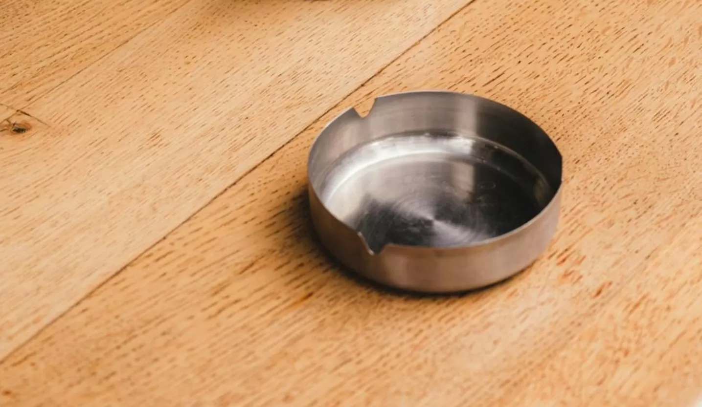 Ilustrasi asbak. (Pexels /  Mathias Reding)