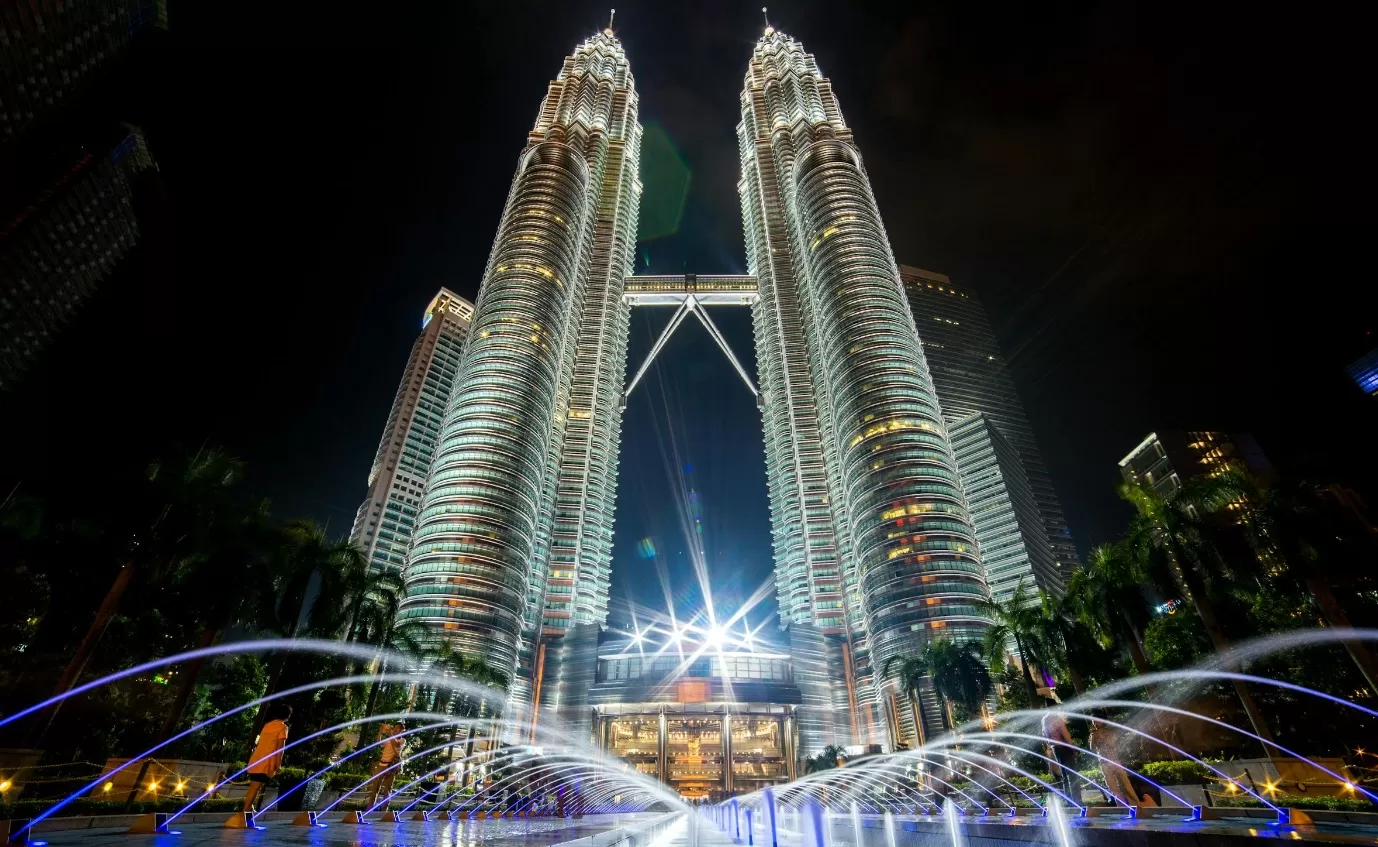 Petronas Twin Towers, Kuala Lumpur, Malaysia. (Pexels / Ben Cheung)
