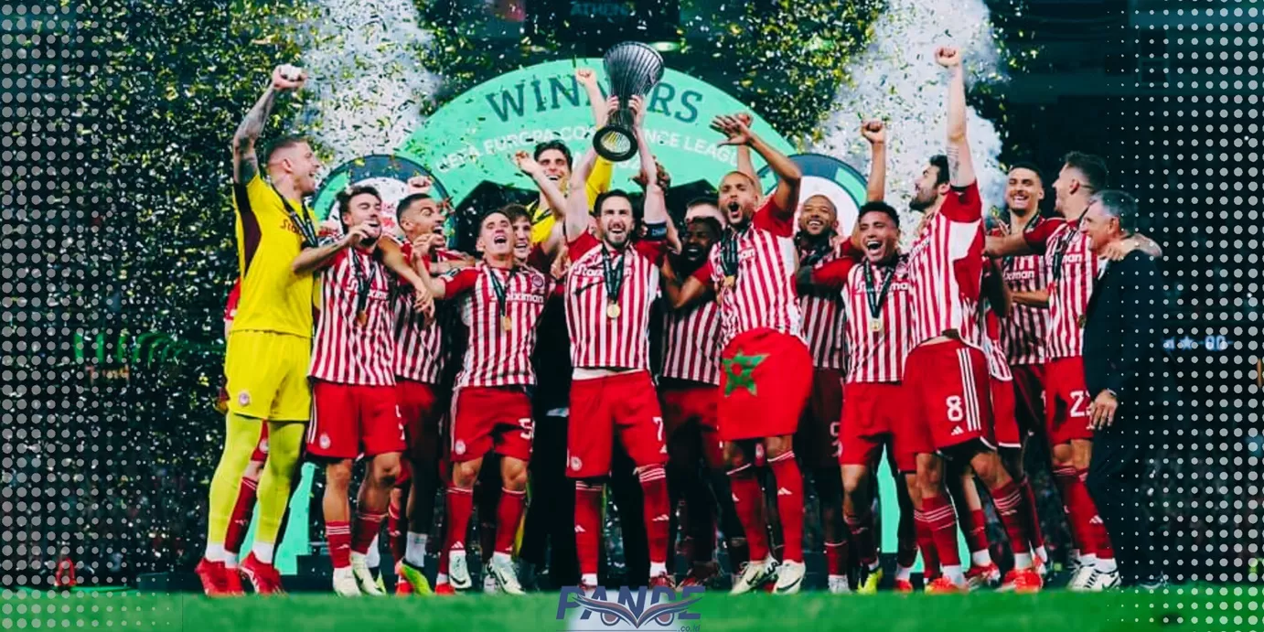 Olympiacos, klub raksasa langganan juara Republik Hellenik. (Pande / Erik Krisdianto)