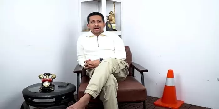 Habib Jafar sedang bermonolog tentang khodam. (YouTube / Jeda Nulis)