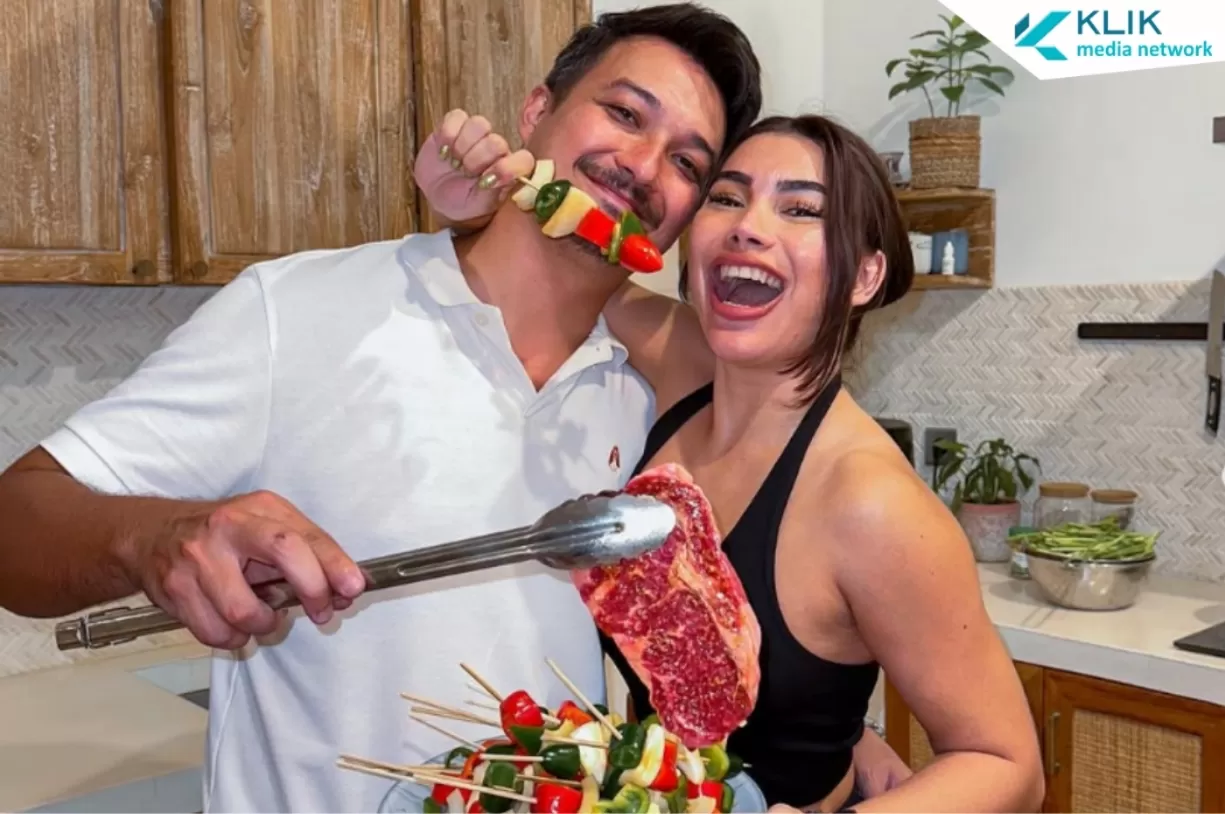Juara 3 MasterChef 4, Yulia Baltschun bongkar perselingkuhan suaminya, Scot Humphreys. (Yuan/Klikmedianetwork.com)