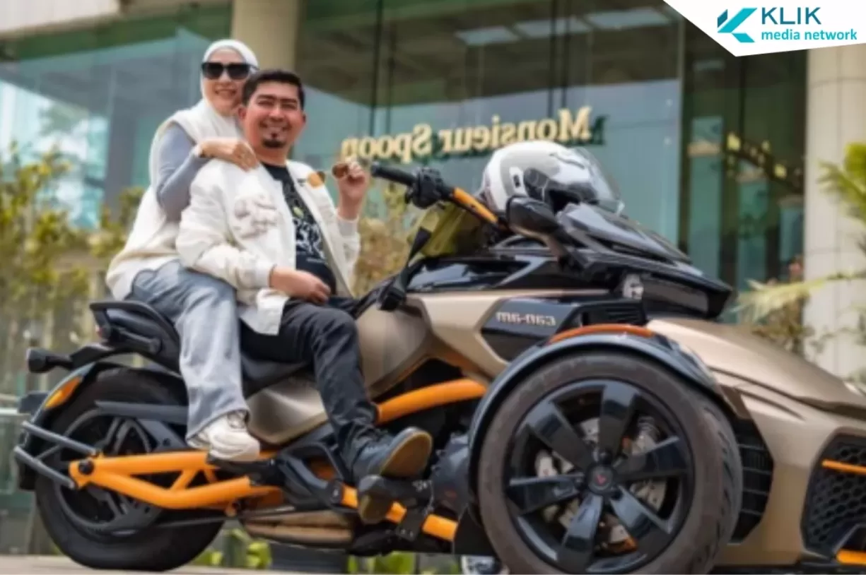 Ustaz Solmed laporkan akun penyebar fitnah yang menuduhnya terlibat pelecehan seksual sesama jenis. (Yuan/Klikmedianetwork.com)