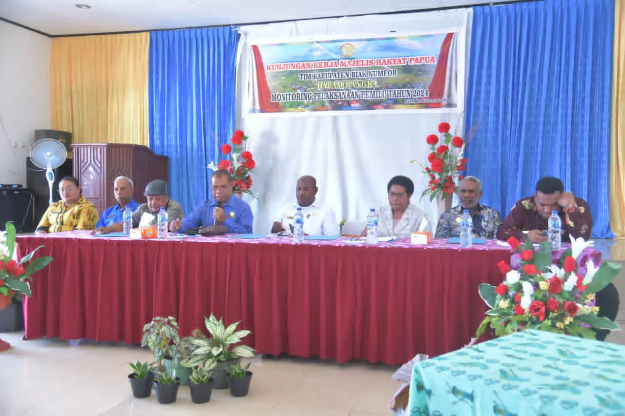 Anggota MRP Provinsi Papua ketika melaksanakan Kunker di Biak.  (Humas MRP)