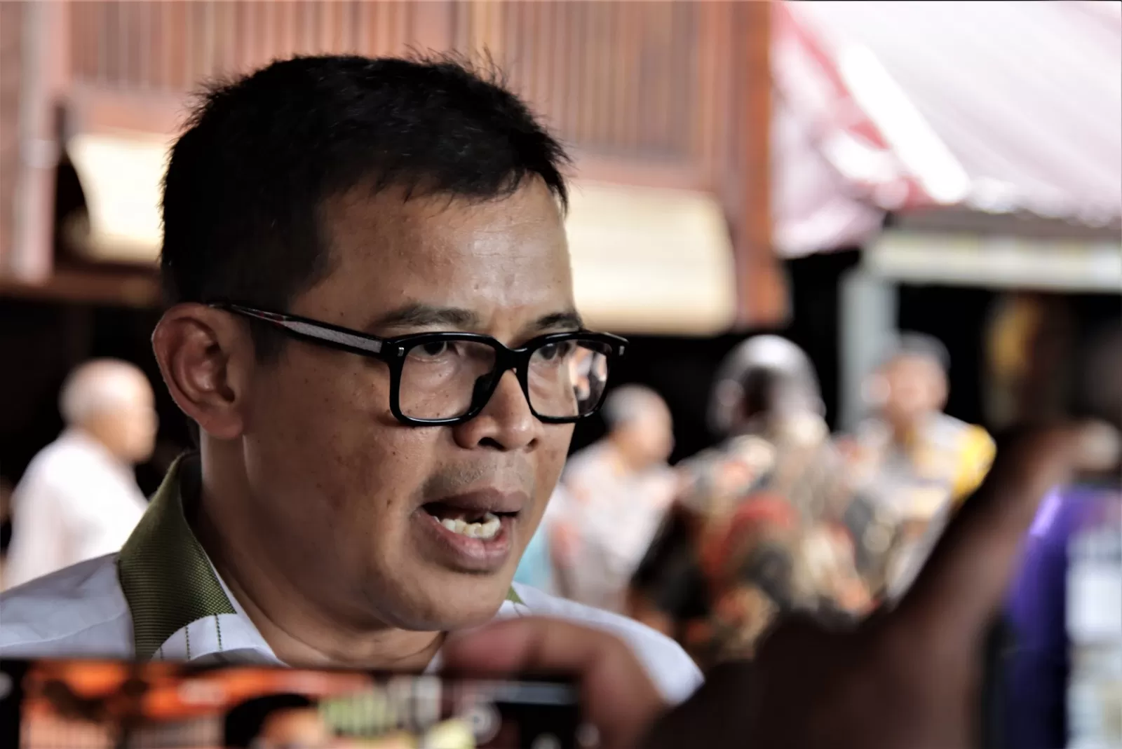 Dirkrimsus Polda Papua, Kombes Ade Sapari bicara soal kasus dugaan korupsi dana bansos Pemkab Keerom yang menyeret Sekda Keerom, Trisiswanda Indra. (Polda Papua)