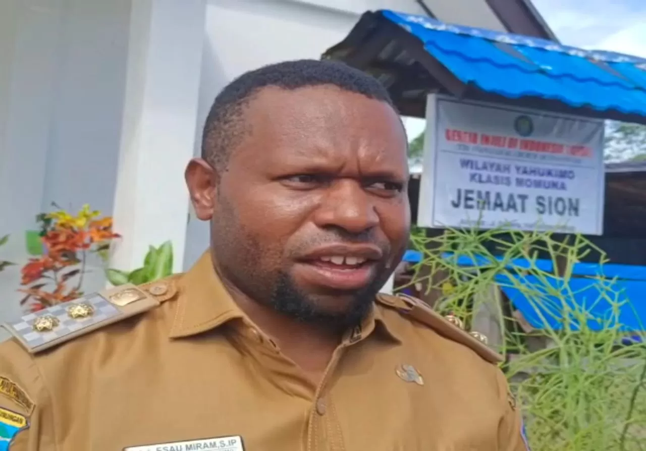Wakil Bupati Yahukimo Esau Miram SIP    (Ceposonline.com/Humas)