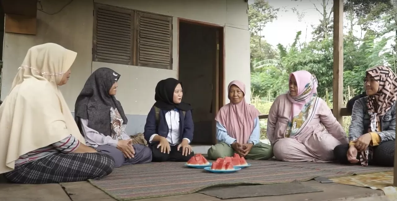 Kisah AO PNM Bantu Selamatkan Lingkungan Lewat Pelatihan Mengelola Sampah di Padalarang. (AO PNM)