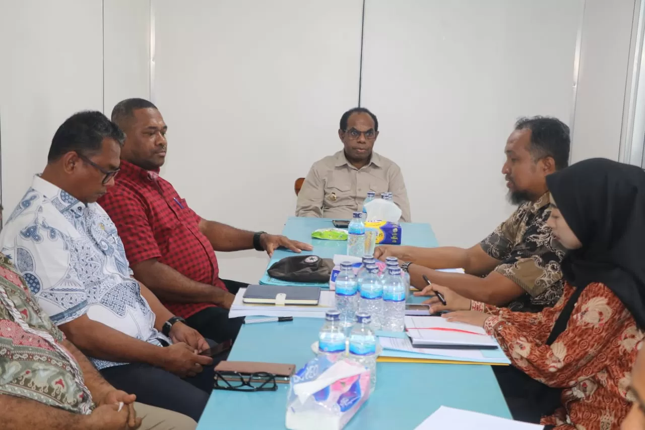 Pemerintah Kabupaten Keerom kembali melakukan pertemuan kedua dengan Balai Wilayah Sungai (BWS) Papua, Jumat (22/6/2024). (CEPOSONLINE.COM/Mustakim Ali)
