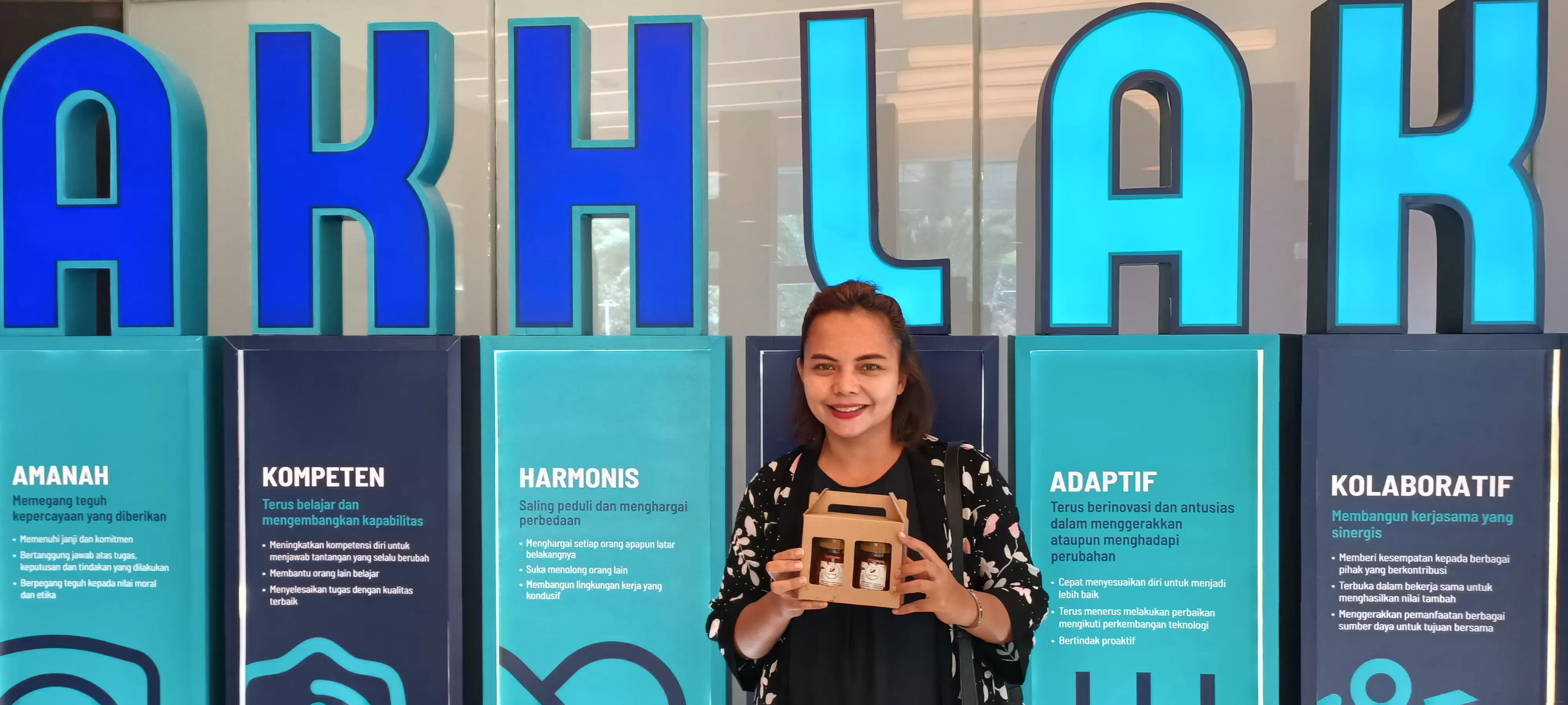 Dahlia Naomi atau yang kerap disapa Dahlia merupakan salah satu perempuan yang telah menikmati kemudahan Holding Ultra Mikro (UMi) antara BRI, Pegadaian dan PNM. (PNM Mekaar)