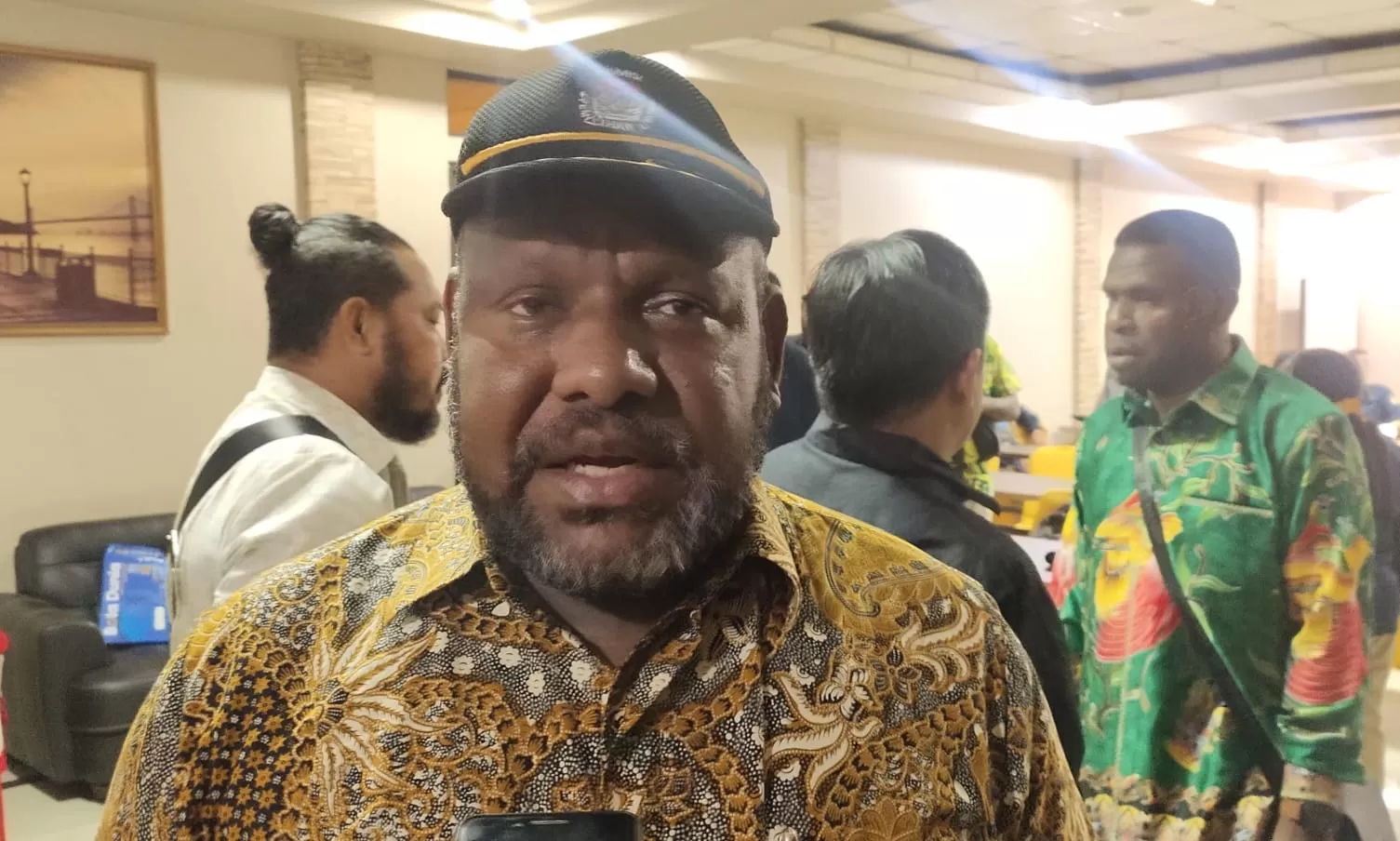 Ketua KPU Provinsi Papua Pegunungan Daniel Jingga.(CENDERAWASIH POS/Deni Tonjau)