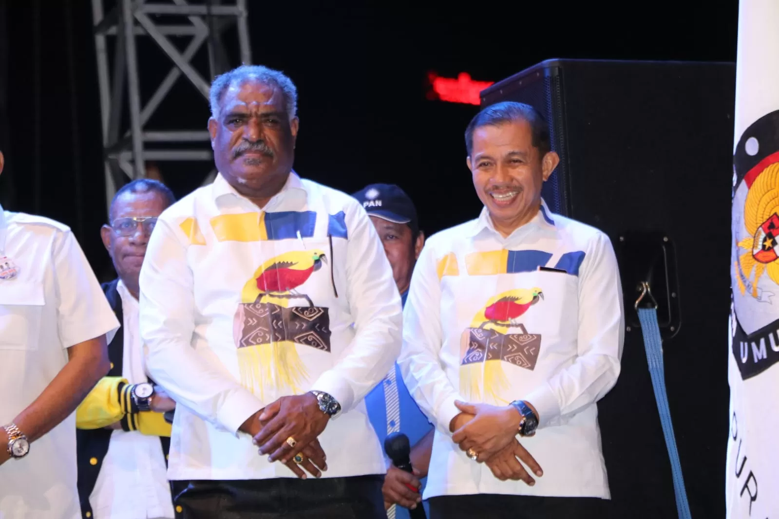 Paslon Nomor urut 4 Calon Walikota Jayapura, Abisai Rollo dan Calon Wakil Walikota, Rustan Saru. (CEPOSONLINE.COM/Mustakim Ali)