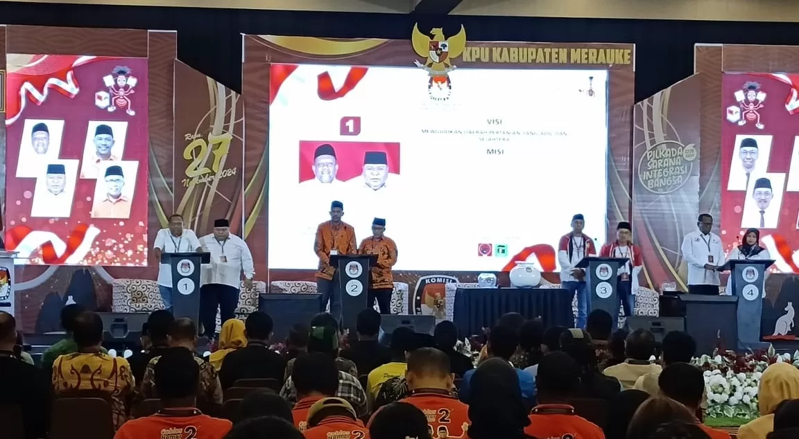 Debat pamungkas Pilkada Merauke, Rabu (20/11/2024). (CENDERAWASIH POS/SULO)