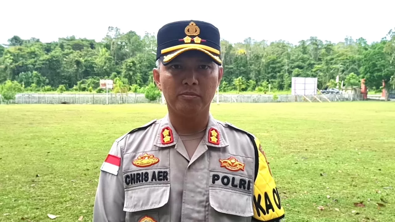 Kapolres Keerom, AKBP Christian Aer, saat memberikan keterangan kepada awak media, Rabu (27/11).&nbsp;Erianto / Ceposonline.com