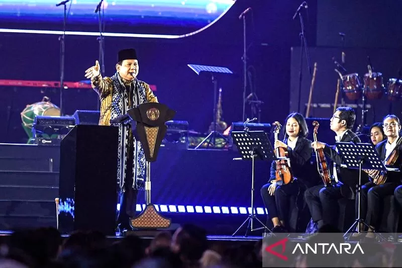  Presiden Prabowo Subianto memberikan sambutannya pada acara Perayaan Natal Nasional 2024 di Indonesia Arena, GBK, Jakarta, Sabtu (28/12/2024). ANTARA FOTO/Muhammad Adimaja/foc/pri.  