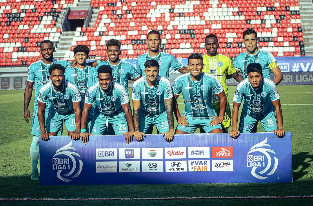 PSBS Biak saat menghadapi PSS Sleman di Stadion I Wayan Dipta Gianyar Bali pada Jumat, 11 April 2025. (MO PSBS Biak)