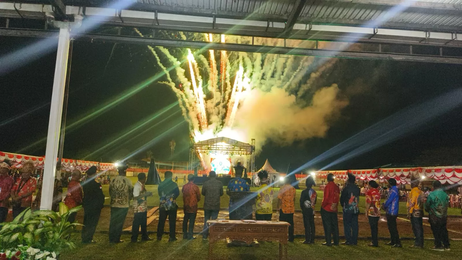 Deklarasi Provinsi Papua Utara oleh 4 Pemkab di wilayah Saireri Papua. Deklarasi ini bersamaan dengan HUT ke-107 Biak Numfor. (CENDERAWASIH POS/ISMAIL)