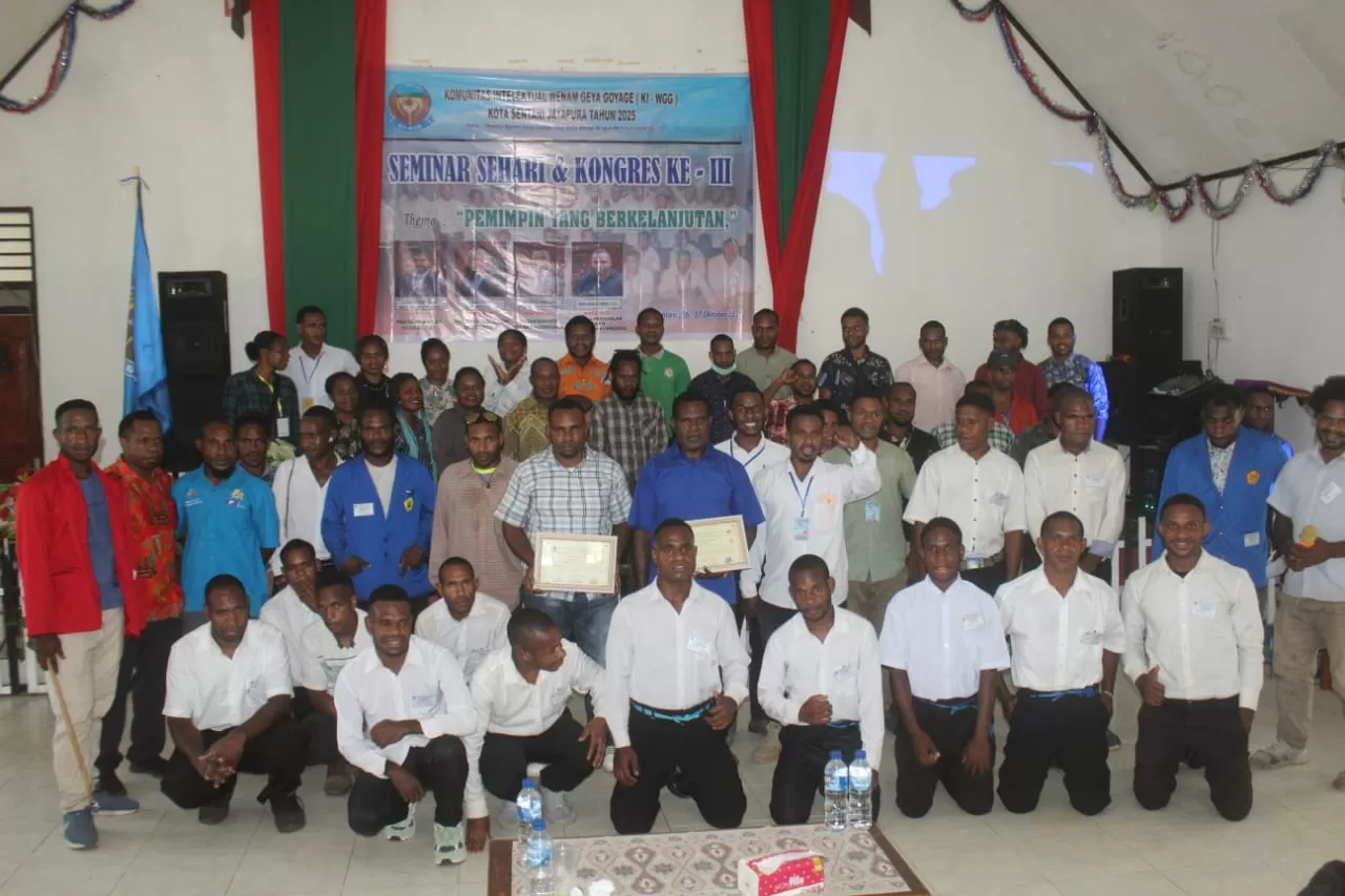 Para peserta seminar dan Kongres ke-III yang berlangsung di Gereja GIDI Jemaat Efesus Polomo, Sentani, Kabupaten Jayapura, selama tiga hari, 5&ndash;7 Oktober 2025 (Ceposonline.com/DiskomdigiTolikara)