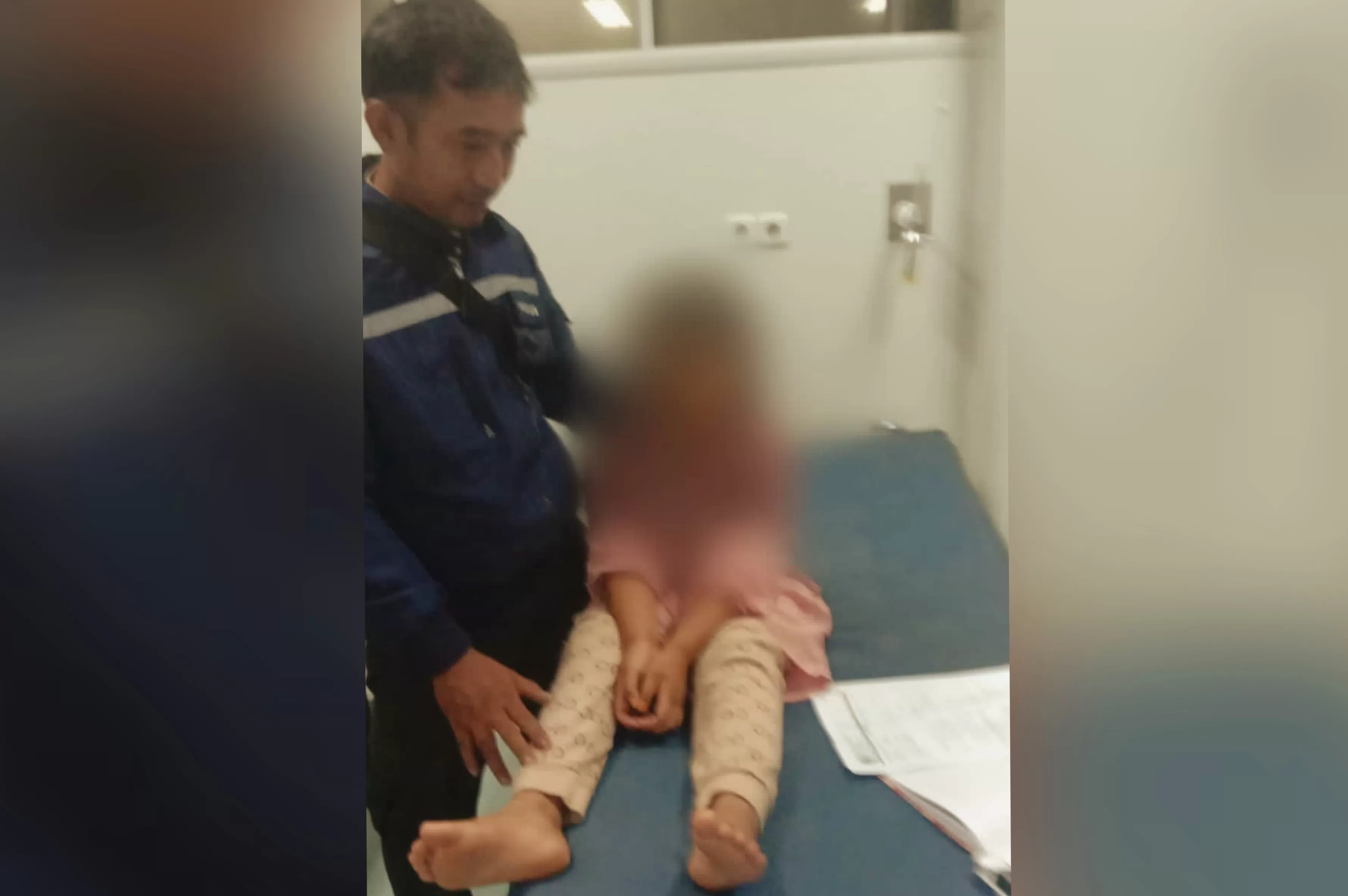 Korban diamankan oleh anggota Polres Sukabumi untuk pemeriksaan medis dan psikologi  (Rudi Imelda  - TatarMedia.ID)