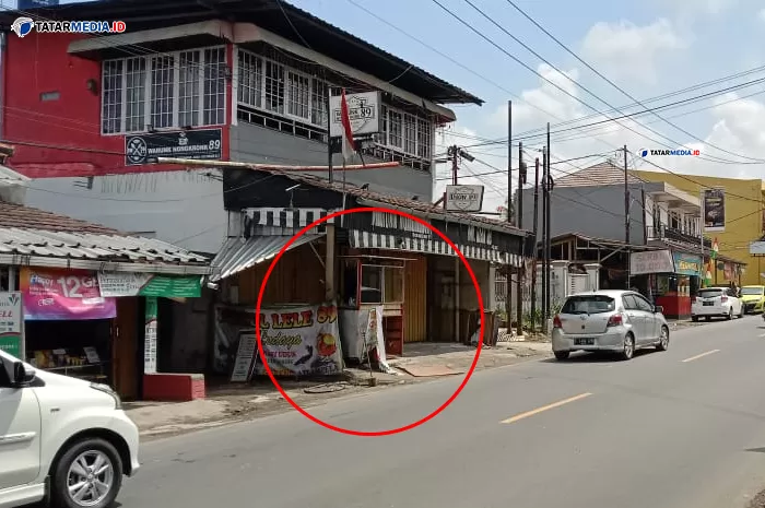 Lokasi Ledakan Tabung Gas CNG yang merusak tempat usaha warga Lodaya Cibadak Sukabumi (TatarMedia.ID - Isep Panji)