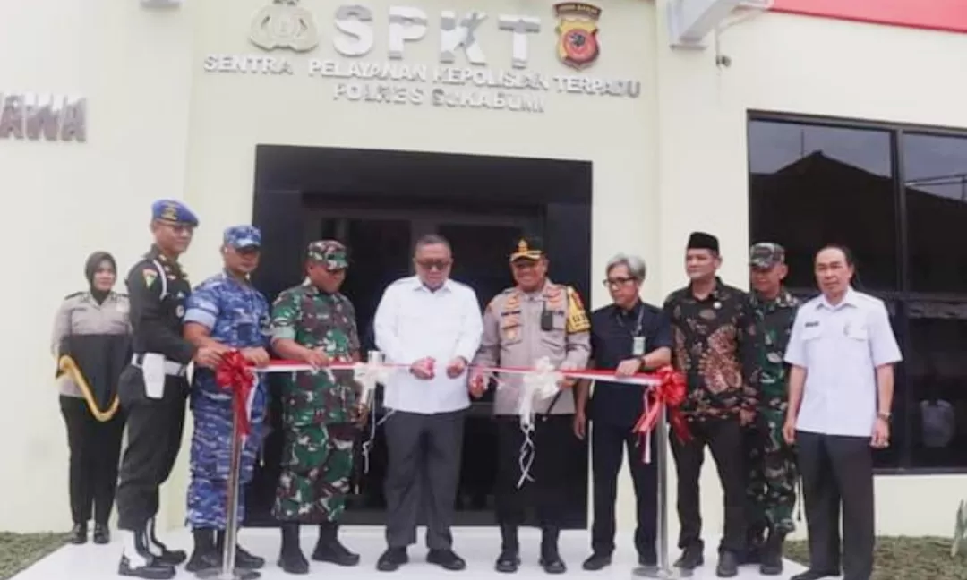 Bupati Sukabumi Marwan Hamami dan Kapolres Sukabumi AKBP Maruly Pardede resmikan 2 Gedung baru di kawasan Mako Polres Sukabumi  (TatarMedia.ID - Rapik Utama)