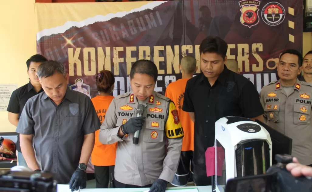 Ungkap Kasus Korupsi Perusahaan Daerah Aneka Tambang Kabupaten Sukabumi 3 Tersangka Naik Tahap II (TatarMedia.ID - Rudi Imelda )