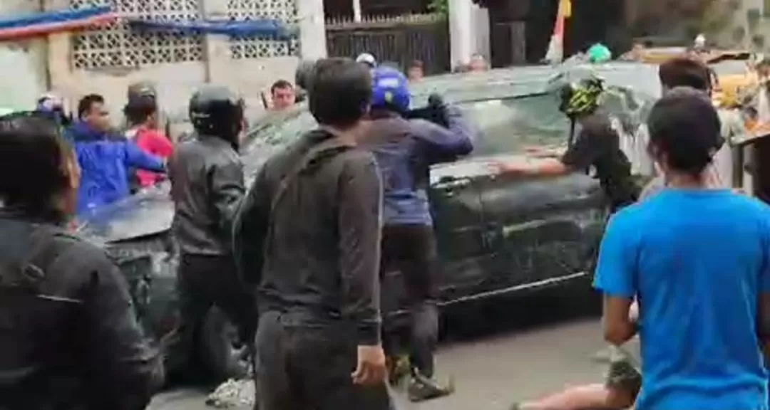 Penangkapan pelaku pencurian oleh warga di wilayah Empang Bogor (Istimewa )