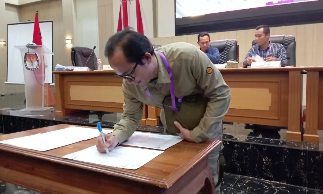 Inilah Nama 7 Calon Legislatif Dapil 5 Sukabumi berdasarkan Suara Tertinggi Hasil Pleno KPU (TatarMedia.ID - Rapik Utama)
