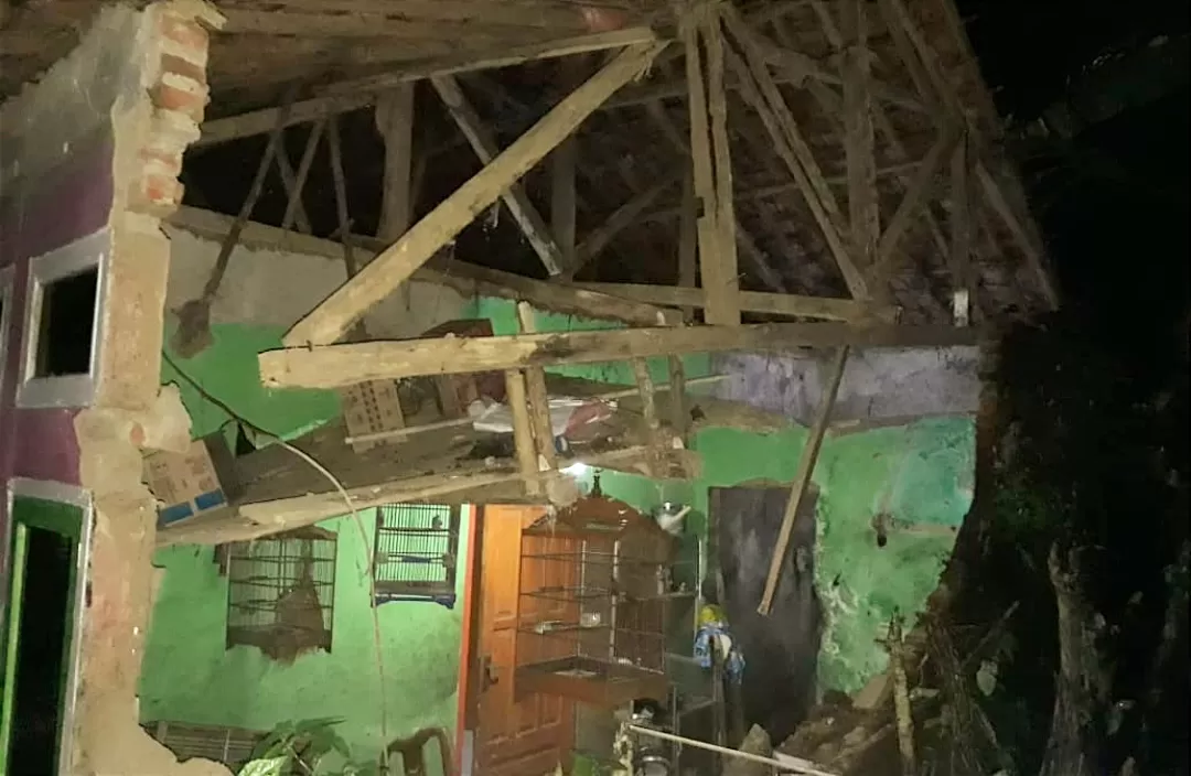 Gempabumi M 6,2 yang terjadi tadi malam berdampak di 9 Kota Kabupaten di Jawa Barat (TatarMedia.ID - Rudi Imelda )