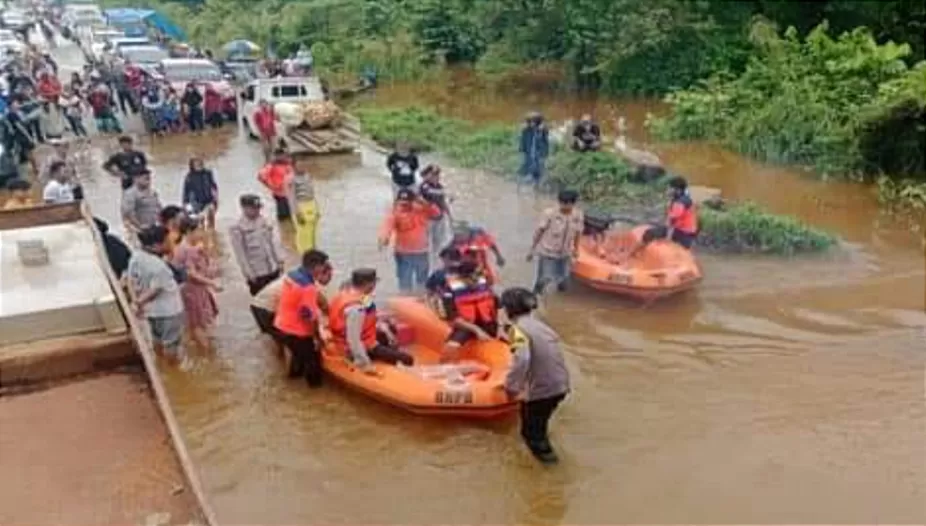 Banjir di 6 Kecamatan Kabupaten Konawe Utara Sulteng (TatarMedia.ID - Rudi Imelda )