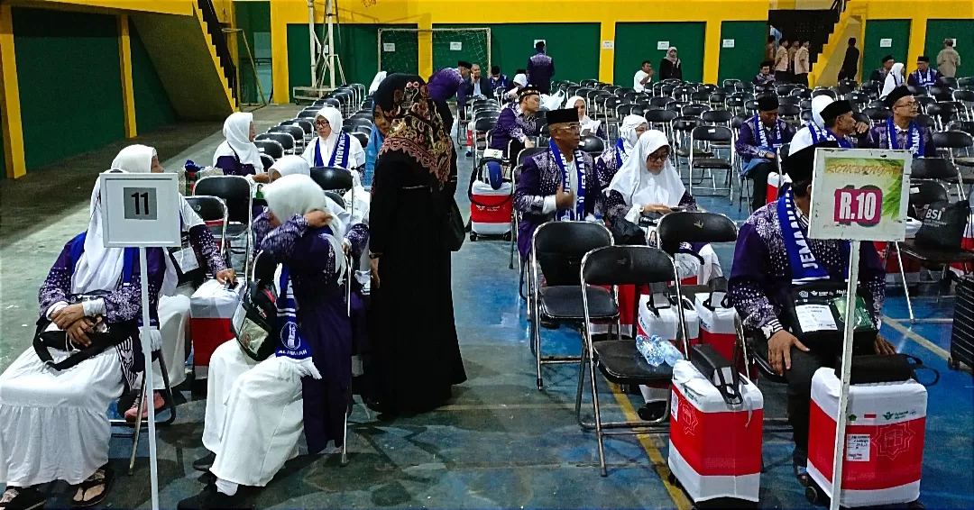 432 calon Jemaah Haji kloter 3 Gelombang I Kabupaten Sukabumi diberangkatkan Panitia Penyelenggara Ibadah Haji Daerah (PPIHD) Kabupaten Sukabumi (TatarMedia.ID - Rapik Utama)