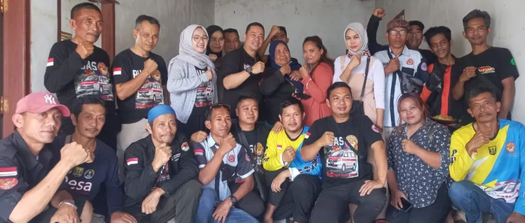 Paguyuban Unit Ambulance Sukabumi Dukung Deden DW di Pilkada 2024 (Rapik Utama )