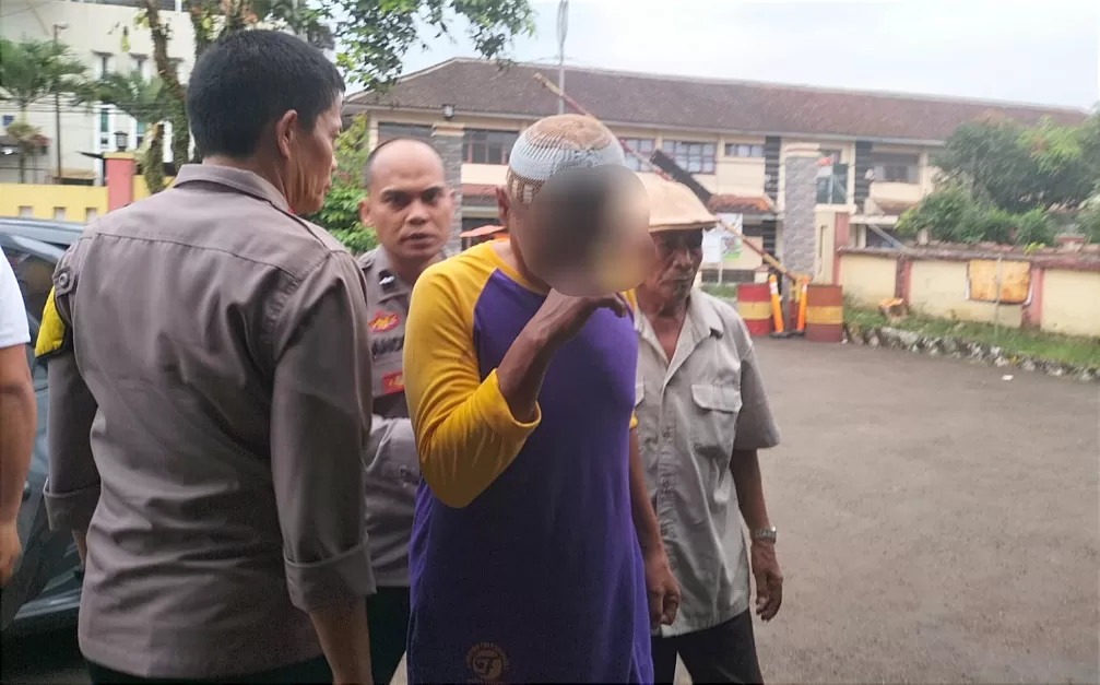 Pelaku penganiayaan seorang IRT di Cibadak serahkan diri ke Polisi, motif masih dalam penyelidikan  (Isep Panji)