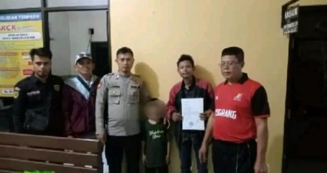 Polsek Cilograng serahkan anak korban dugaan percobaan penculikan kepada pihak keluarga  (Dok : Polsek Cilograng )