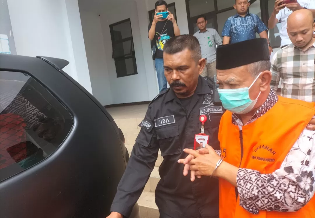 OS resmi ditahan atas dugaan kasus korupsi PKBM senilai 1 Miliar  (Isep Panji)