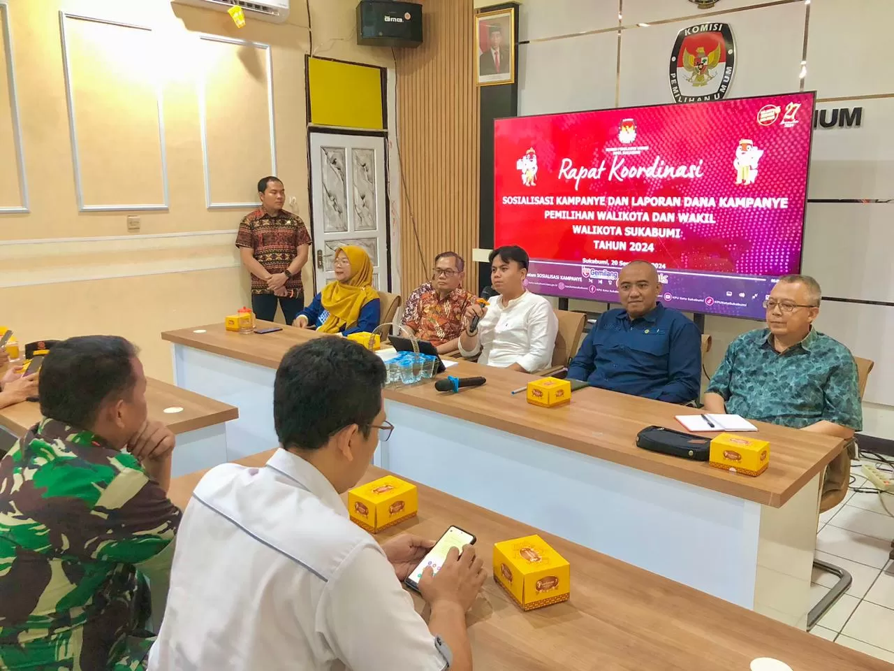 Dana Kampanye dan Teknis Pengundian Nomor Paslon di Pilkada Kota Sukabumi 2024 (Rapik Utama)