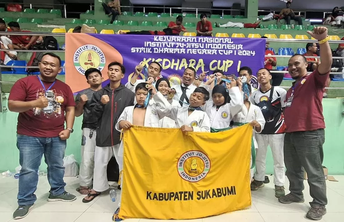 Atlet Jujitsu Kabupaten Sukabumi Sabet 12 Medali di Kejuaraan Nasional  (Rapik Utama )