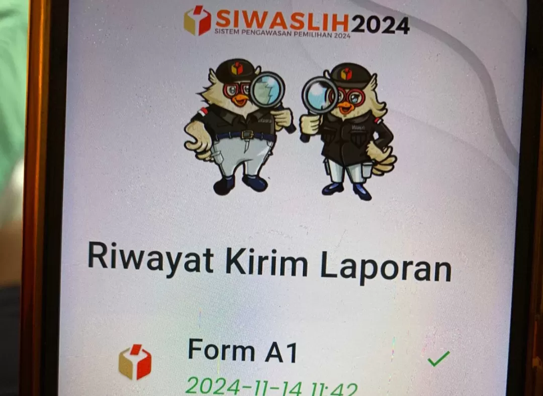 Pengenalan Aplikasi Siwaslih Bagi PTPS di Pilkada 2024 Sukabumi (Rapik Utama)