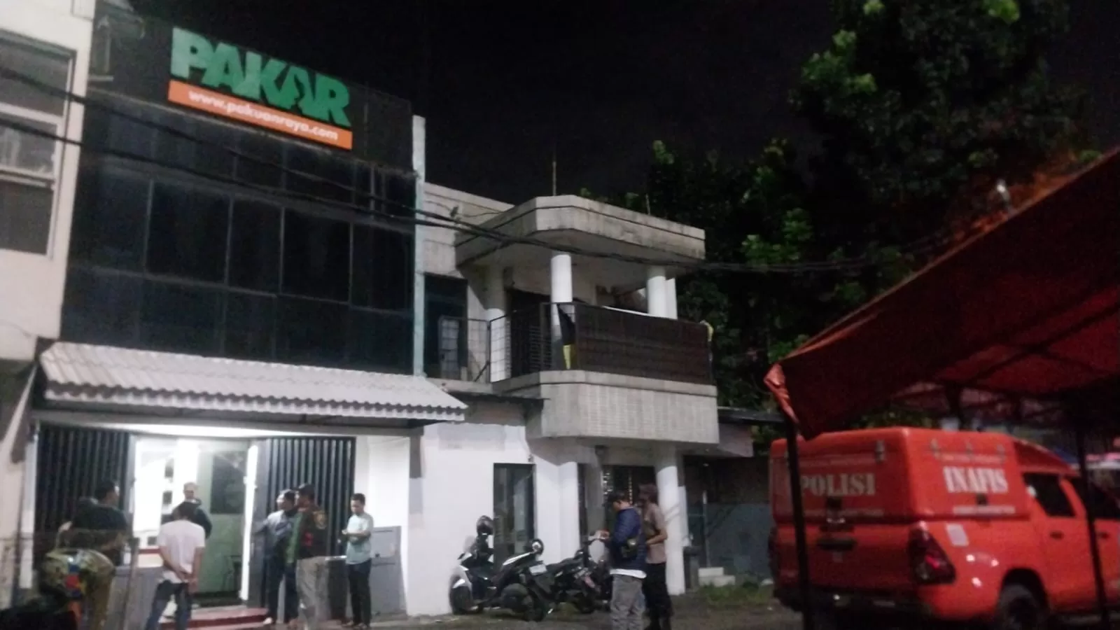 Kantor Pakuan Raya Dibakar orang tak dikenal