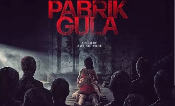 Yuk ketahui sinopsis dan daftar pemain film PABRIK GULA, yang sukses gegerakan publik dengan tampilan posternya. (Instagram) (Puspitawati )