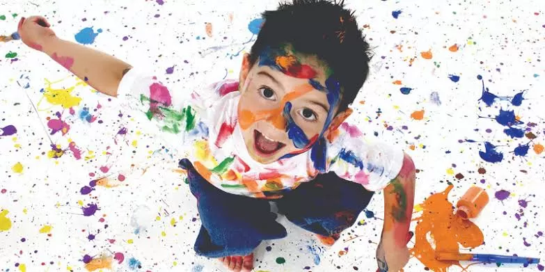 Sulit mengembangkan bakat seni anak di era digital? Yuk simak artikel ini sampai selesai.(Parenting) (Puspitawati )