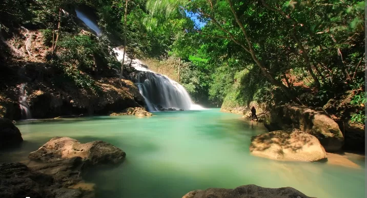 Air Terjun Lapopu adalah salah satu destinasi wisata yang wajib dikunjungi, jika Anda sedang berada di Nusa Tenggara Timur. (Wikipedia) (Puspitawati )
