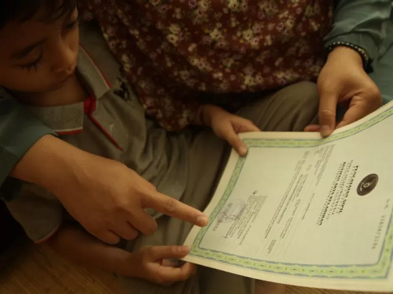 Berbagai nama unik tercatat di Dukcapil, dari yang terinspirasi pandemi hingga yang mencerminkan nasionalisme. Simak daftar lengkapnya!