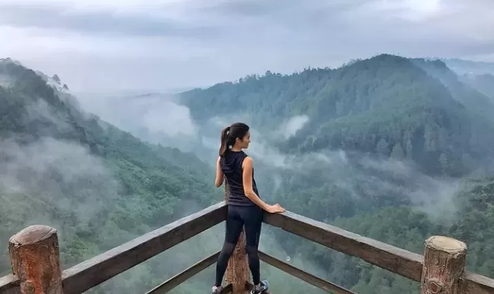 Keindahan tebing keraton (Instagram @explorejawabarat) (Puspitawati )