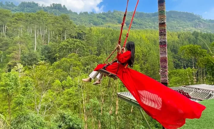 Jelajahi Wisata The Lodge Maribaya Lembang (Instagram) (Puspitawati )