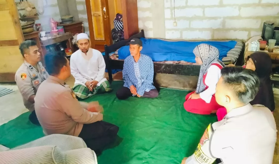 Penyerahan korban kepada pihak keluarga (Humas)