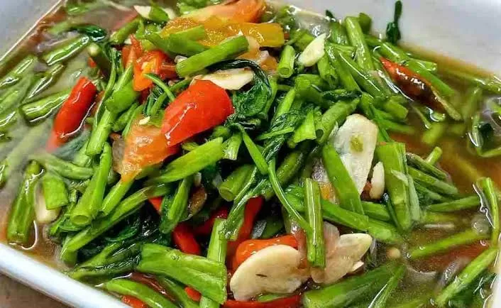 Resep membuat tumis kangkung (Tokopedia) (Puspitawati )